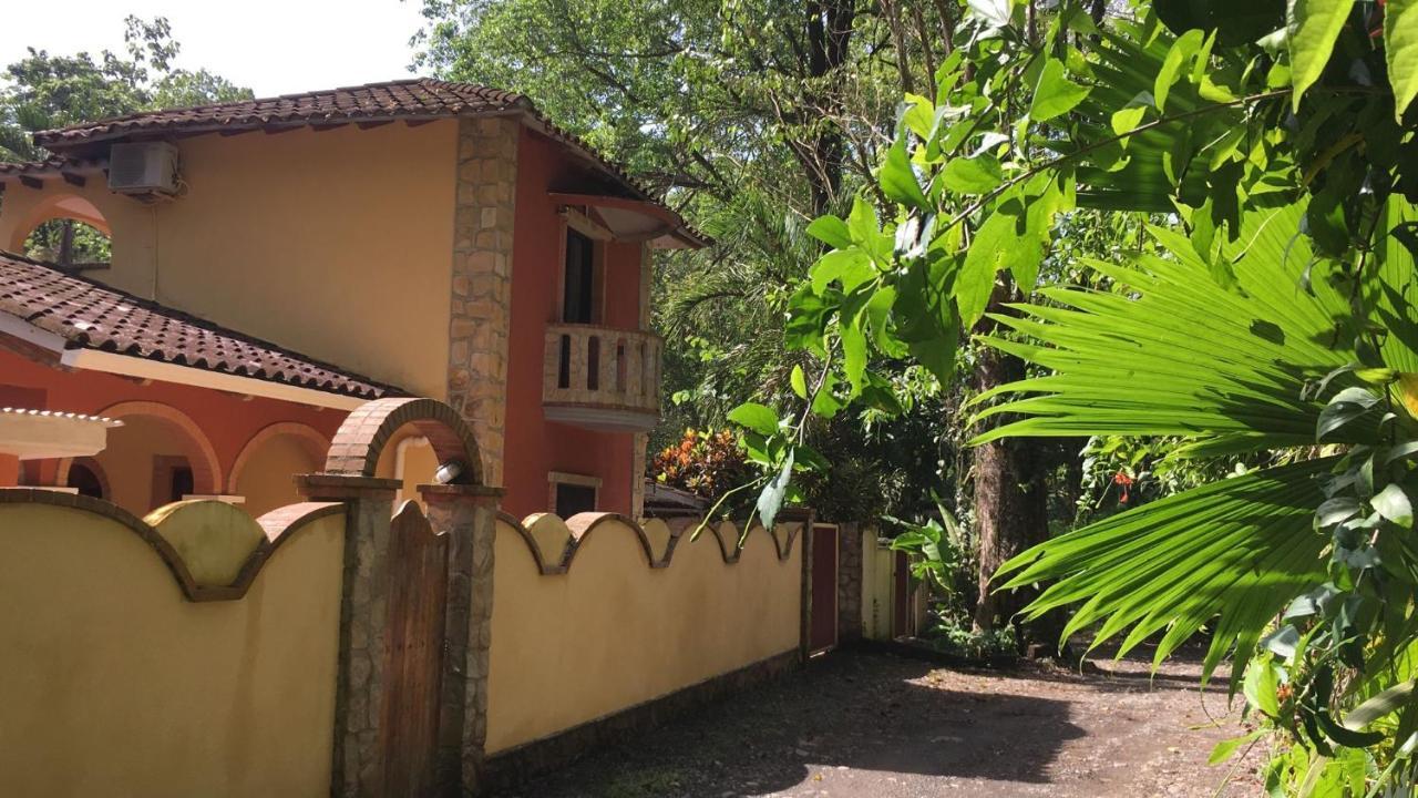 Hotel Casa Bonita Puerto Viejo de Talamanca Exterior photo